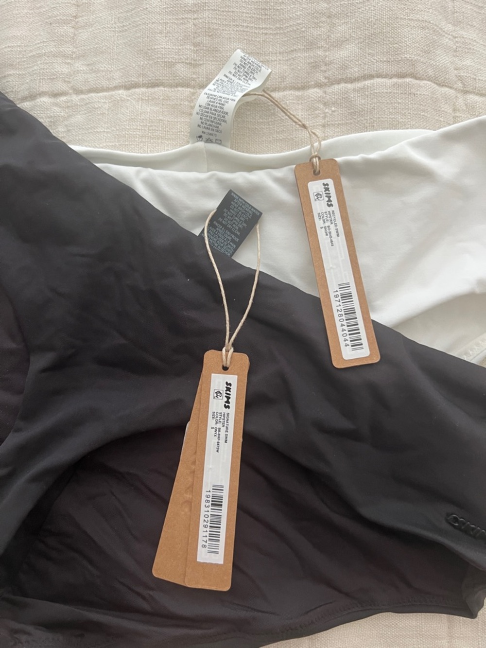 SKIMS Hipster Bikini Bottoms — Black & White onyx and snow size small set of two - Picture 2 of 6
